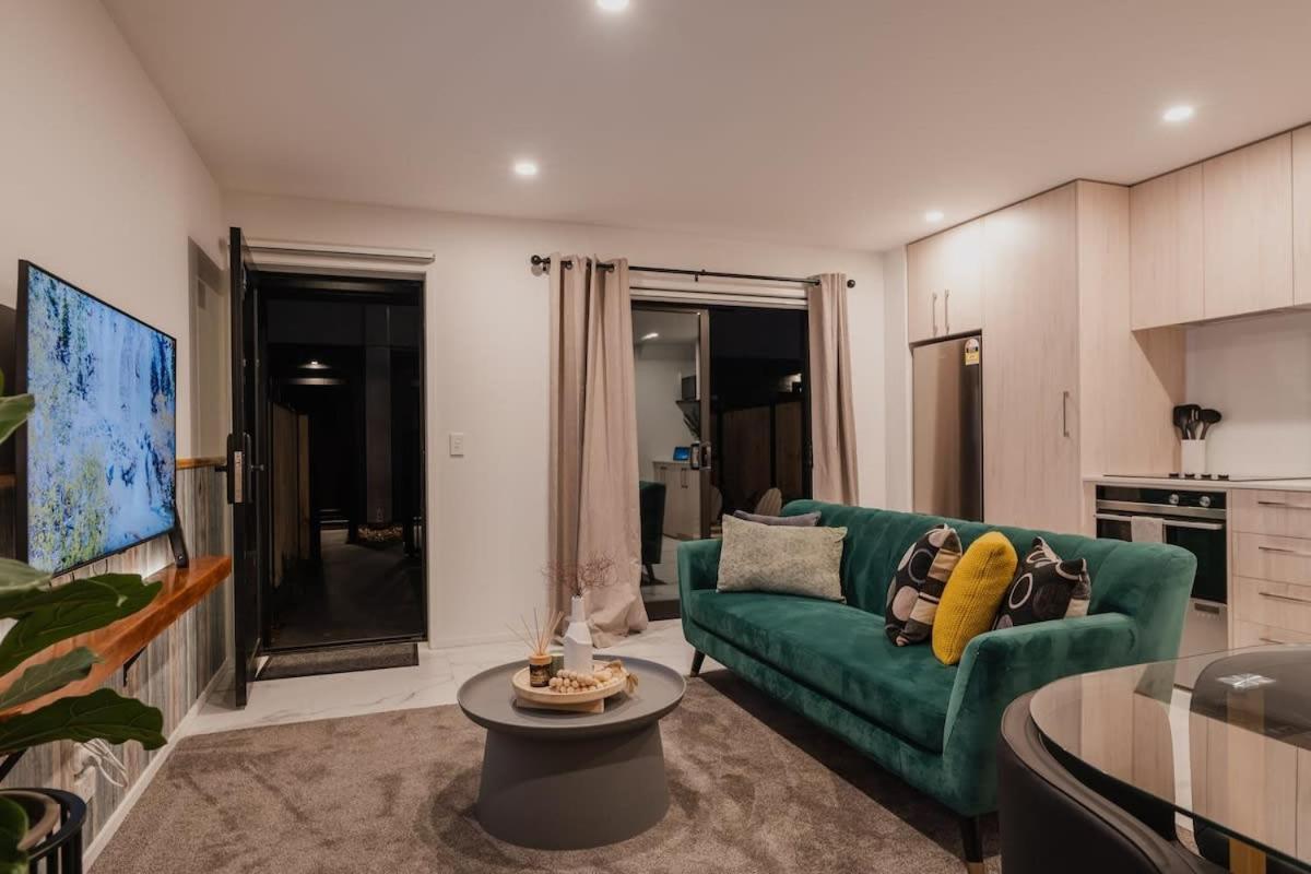 Casino Luxury Suite City Centre - Sleeps 5 Christchurch Exterior photo