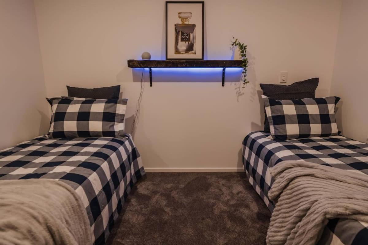 Casino Luxury Suite City Centre - Sleeps 5 Christchurch Exterior photo